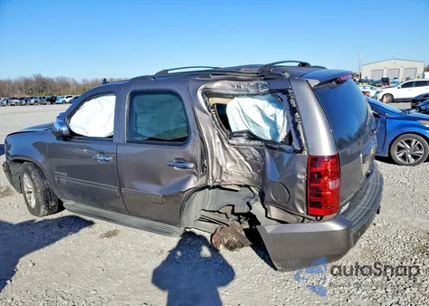 2013 Chevrolet Tahoe C1500 Lt z USA, uszkodzony, nr VIN 1GNSCBE05DR338099